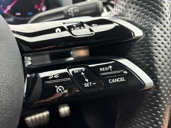 MERCEDES-BENZ CLA Cla 200 Amg Line Premium 5Dr Tip Auto