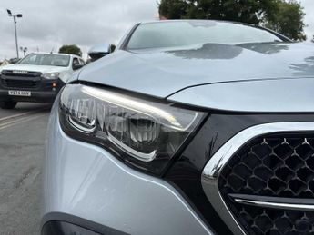MERCEDES-BENZ E CLASS E200 Amg Line 4Dr 9G-Tronic