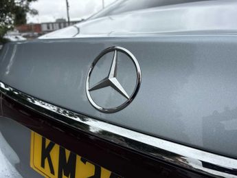 MERCEDES-BENZ E CLASS E200 Amg Line 4Dr 9G-Tronic