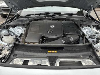 MERCEDES-BENZ E CLASS E200 Amg Line 4Dr 9G-Tronic