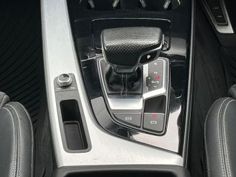 AUDI A4 2.0 Tdi 35 S Line Saloon 4Dr Diesel S Tronic Euro 6 (S/S) (163 P