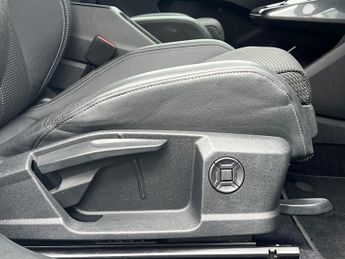 AUDI Q4 40 S Line Sportback 5Dr Electric Auto 82Kwh (204 Ps)