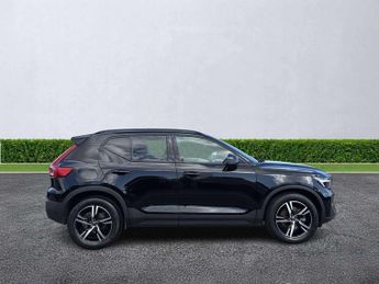 VOLVO XC40 2.0 B3P Plus Dark 5Dr Auto