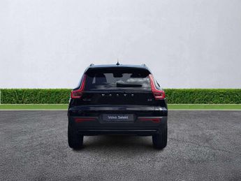 VOLVO XC40 2.0 B3P Plus Dark 5Dr Auto