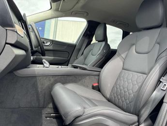 VOLVO XC60 2.0 T6 [350] Phev Plus Dark 5Dr Awd Geartronic
