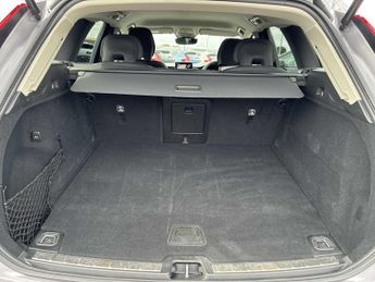VOLVO XC60 2.0 T6 [350] Phev Plus Dark 5Dr Awd Geartronic
