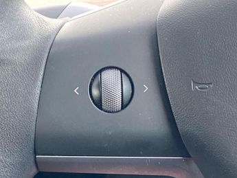TESLA MODEL 3 Standard Plus 4Dr Auto