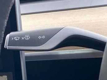 TESLA MODEL 3 Standard Plus 4Dr Auto