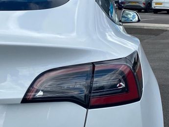 TESLA MODEL 3 Standard Plus 4Dr Auto