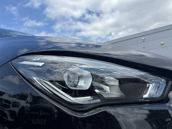 MERCEDES-BENZ CLA Cla 180 Amg Line 4Dr Tip Auto