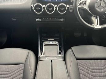 MERCEDES-BENZ GLA Gla 200 Sport Executive 5Dr Auto
