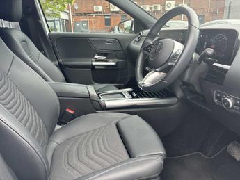 MERCEDES-BENZ GLA Gla 200 Sport Executive 5Dr Auto