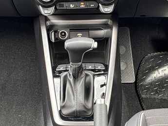 KIA STONIC 1.0T Gdi 48V Gt-Line S 5Dr Dct