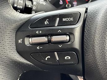 KIA STONIC 1.0T Gdi 48V Gt-Line S 5Dr Dct