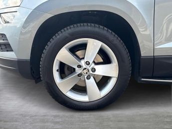 SKODA KAROQ 1.6 Tdi Se Suv 5Dr Diesel Dsg Euro 6 (S/S) (115 Ps)