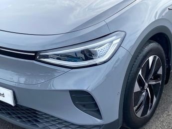 VOLKSWAGEN ID.4 Pro Performance 77Kwh Family Suv 5Dr Electric Auto (204 Ps)