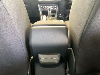 VOLKSWAGEN TAIGO 1.0 Tsi Style Suv 5Dr Petrol Dsg Euro 6 (S/S) (110 Ps)
