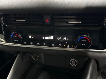 NISSAN QASHQAI 1.3 Dig-T Mhev N-Connecta Suv 5Dr Petrol Hybrid Xtron 4Wd Euro 6