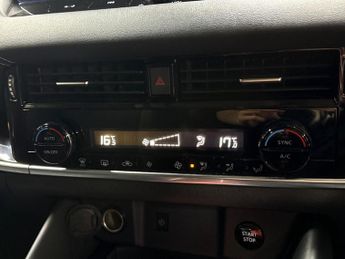 NISSAN QASHQAI 1.5 H E-Power N-Connecta Suv 5Dr Petrol Hybrid Auto Euro 6 (S/S)