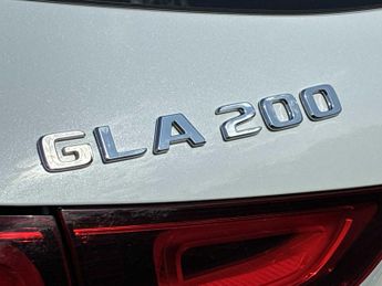 MERCEDES-BENZ GLA Gla 200 Amg Line Premium 5Dr Auto