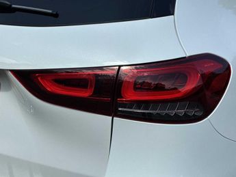 MERCEDES-BENZ GLA Gla 200 Amg Line Premium 5Dr Auto