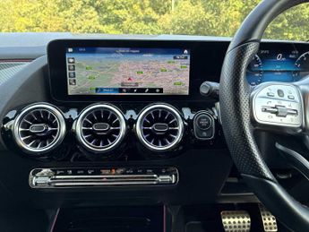 MERCEDES-BENZ GLA Gla 200 Amg Line Premium 5Dr Auto