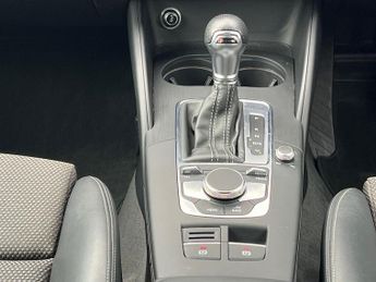 AUDI A3 1.5 Tfsi Cod 35 Black Edition Sportback 5Dr Petrol S Tronic Euro