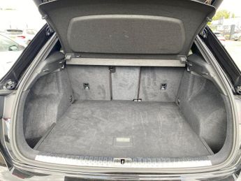 AUDI Q3 2.0 Tdi 35 S Line Suv 5Dr Diesel S Tronic Euro 6 (S/S) (150 Ps)