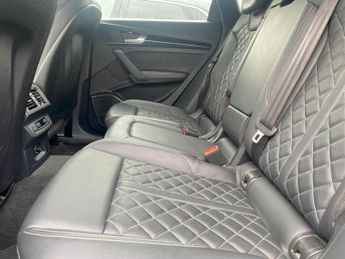 AUDI Q5 2.0 Tfsie 55 Competition Vorsprung Suv 5Dr Petrol Plug-In Hybrid