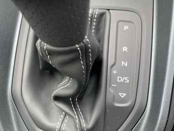 AUDI A1 1.0 Tfsi 30 S Line Sportback 5Dr Petrol S Tronic Euro 6 (S/S) (1