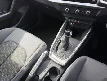 AUDI A1 1.0 Tfsi 30 Sport Sportback 5Dr Petrol S Tronic Euro 6 (S/S) (11