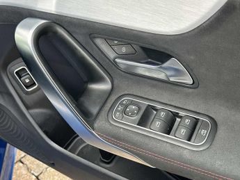 MERCEDES-BENZ CLA Cla 250E Amg Line Executive 4Dr Tip Auto