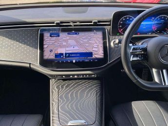 MERCEDES-BENZ E CLASS E200 Amg Line 4Dr 9G-Tronic