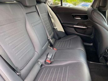 MERCEDES-BENZ C CLASS C200 Amg Line 4Dr 9G-Tronic