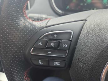 MG MOTOR UK HS 1.5 T-Gdi Phev Exclusive 5Dr Auto