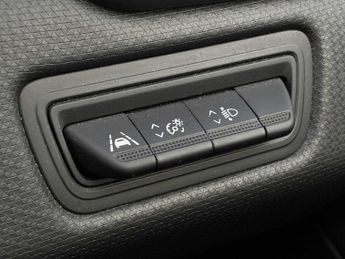 RENAULT CLIO 1.6 E-Tech Full Hybrid 145 Evolution 5Dr Auto
