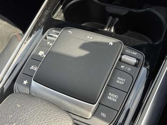 MERCEDES-BENZ EQA Eqa 250 140Kw Amg Line 66.5Kwh 5Dr Auto