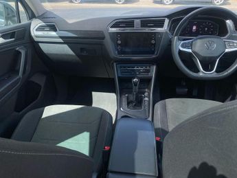 VOLKSWAGEN TIGUAN 1.5 Tsi Elegance Suv 5Dr Petrol Dsg Euro 6 (S/S) (150 Ps)