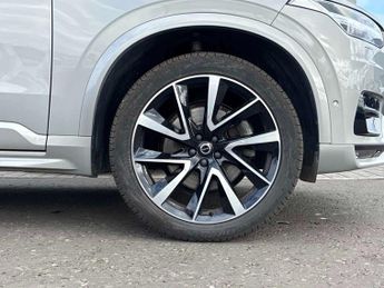VOLVO XC90 2.0 B5P [250] Plus Dark 5Dr Awd Geartronic