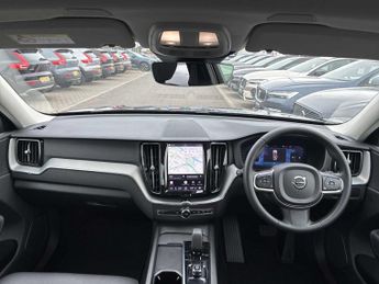 VOLVO XC60 2.0 B5P Core 5Dr Awd Geartronic