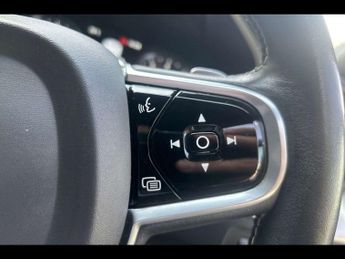 VOLVO XC60 2.0 B5P [250] R Design Pro 5Dr Awd Geartronic