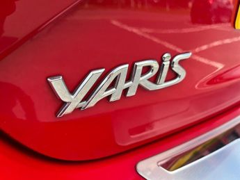TOYOTA YARIS 1.5 Vvt-I Icon Tech Hatchback 5Dr Petrol Cvt Euro 6 (111 Ps)