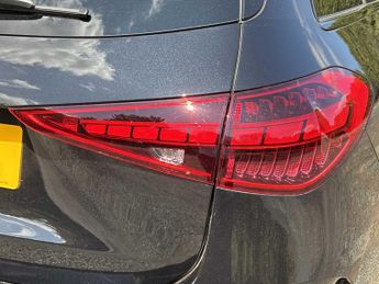 MERCEDES-BENZ C CLASS C200 Amg Line Premium Plus 5Dr 9G-Tronic