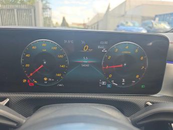 MERCEDES-BENZ CLA Cla 200 Amg Line Premium 4Dr Tip Auto