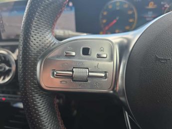 MERCEDES-BENZ CLA Cla 200 Amg Line Premium 4Dr Tip Auto