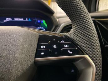 AUDI Q4 45 S Line Suv 5Dr Electric Auto 82Kwh (286 Ps)