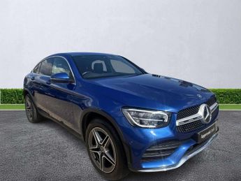 Mercedes GLC Glc 300 4Matic Amg Line 5Dr 9G-Tronic