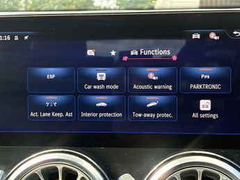 MERCEDES-BENZ EQB Eqb 250+ 140Kw Amg Line Executive 70.5Kwh 5Dr Auto