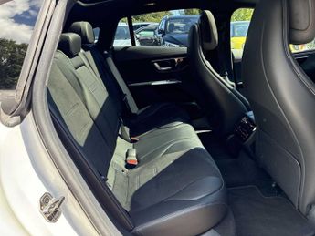 MERCEDES-BENZ EQE Eqe 300 180Kw Amg Line Premium 89Kwh 4Dr Auto