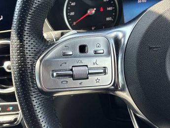 MERCEDES-BENZ GLC COUPE Glc 300 4Matic Amg Line 5Dr 9G-Tronic